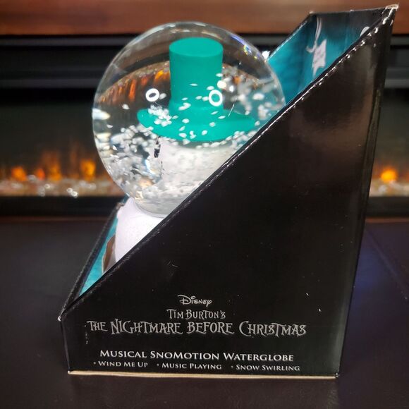 The Nightmare Before Christmas Musical WaterGlobe 7" NBC Snowman Jack Disney New - Picture 4 of 7